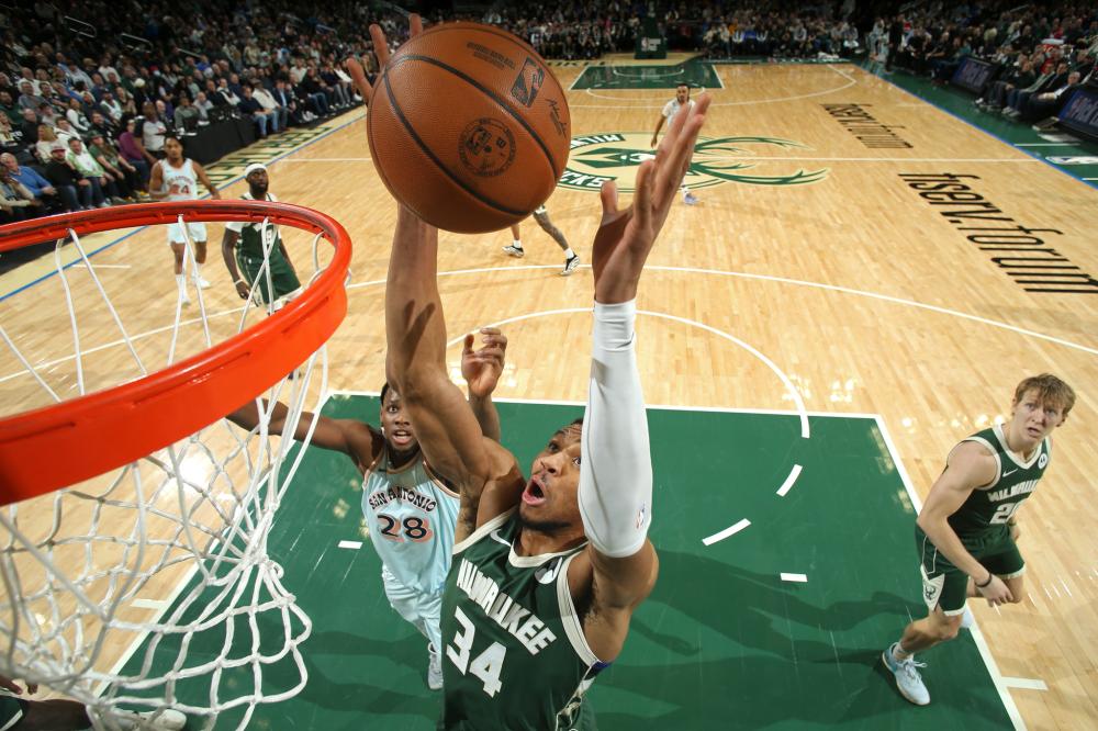 使得他们对 使得他们对